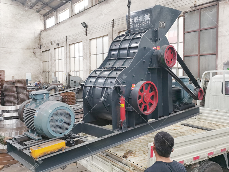 中型無篩底雙級破碎機發(fā)貨 發(fā)往云南