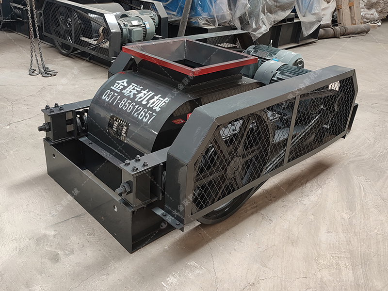 雙齒輥破碎機(jī)如何調(diào)間隙？